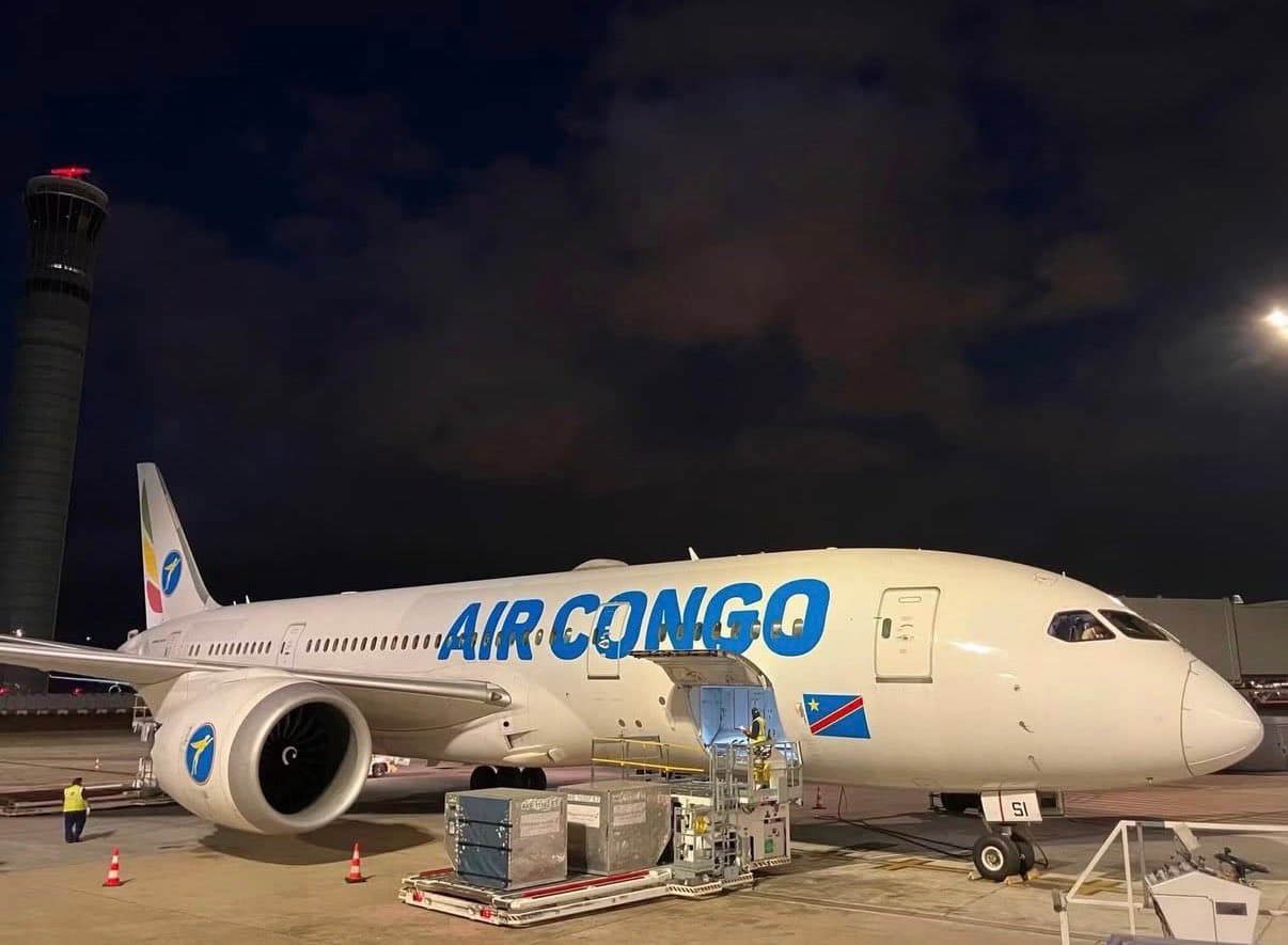 Air Congo : le premier vol Kinshasa–Paris inauguré