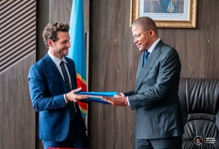 RDC : Didier Budimbu signe un contrat avec TOPPAN pour l’identification des athlètes congolais